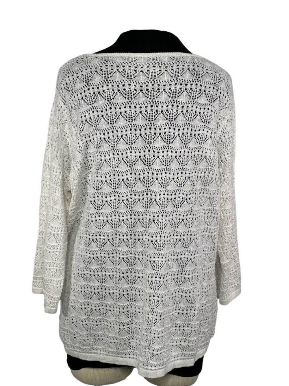 Torrid Open Stitch Pullover V-neck Cinched Front Sweater  Color White Size 2 - Picture 2 of 5